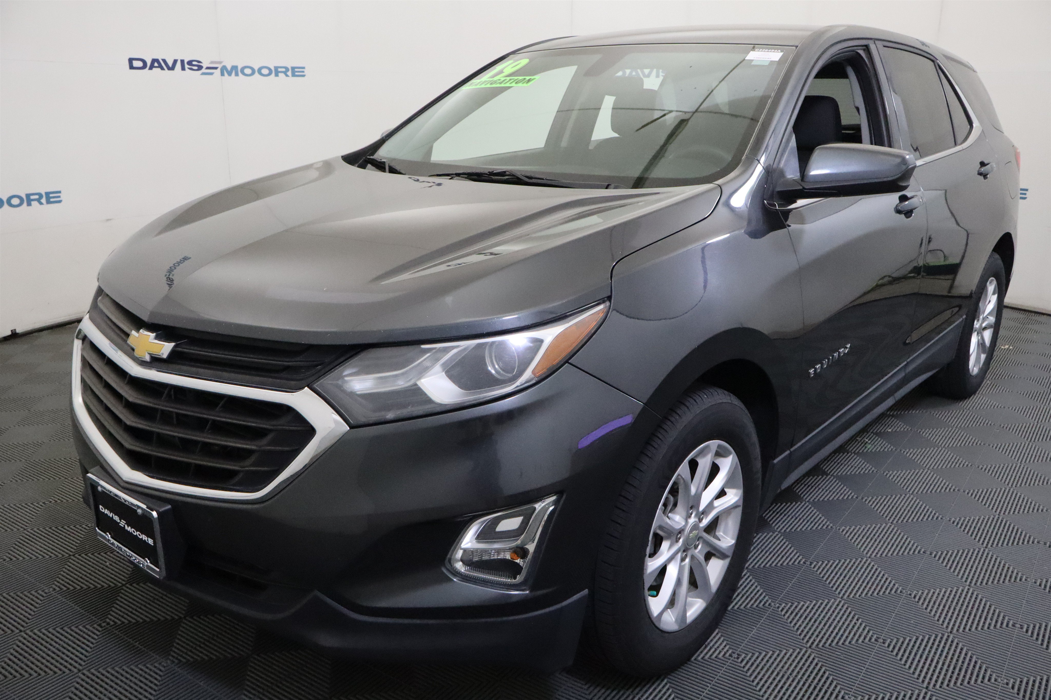 Used 2019 Chevrolet Equinox LT FWD image 12