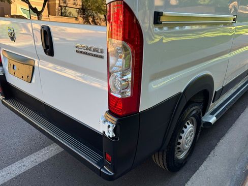Used 2025 RAM ProMaster 2500 w/ U-Haul Equipment Group FWD image 41