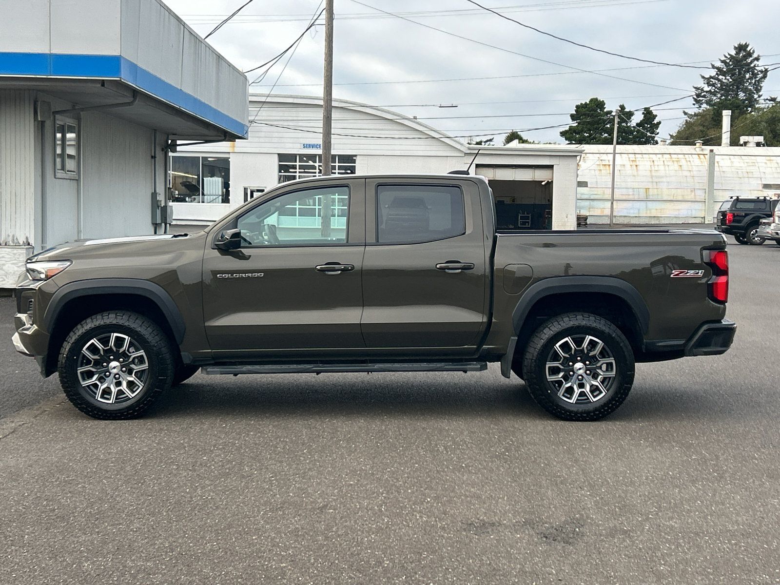 Used 2023 Chevrolet Colorado Z71 w/ Z71 Convenience Package 2 AWD/4WD image 9