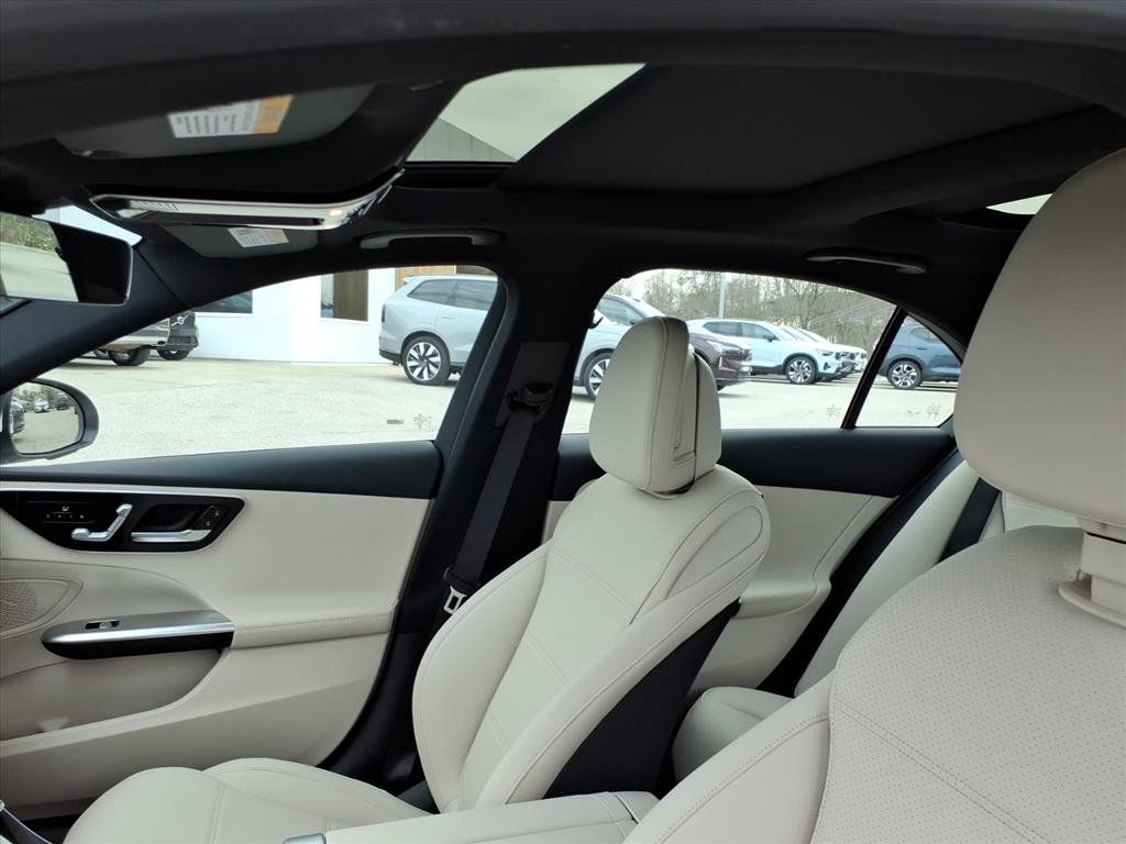 Used 2026 Mercedes-Benz C 300 4MATIC Sedan image 12