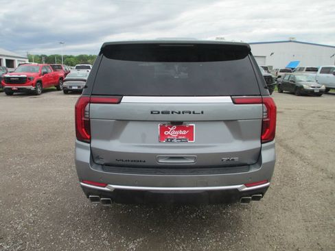 New 2026 GMC Yukon XL Denali w/ Denali Reserve Package AWD/4WD image 5