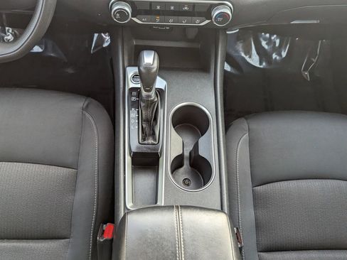 Used 2022 Nissan Altima 2.5 SV image 15