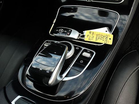 Used 2017 Mercedes-Benz E 300 image 23