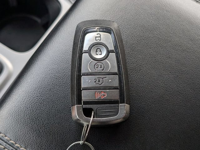 Used 2021 Ford Explorer Limited w/ Equipment Group 301A RWD image 30