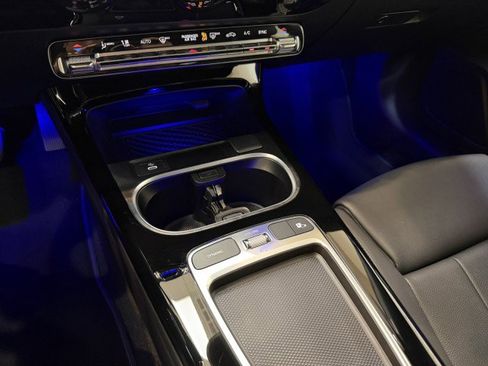 Certified 2025 Mercedes-Benz CLA 250 image 11