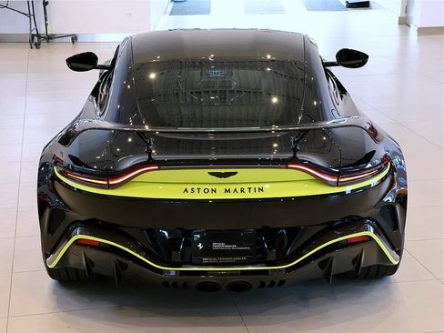 Used 2023 Aston Martin V12 Vantage RWD image 78