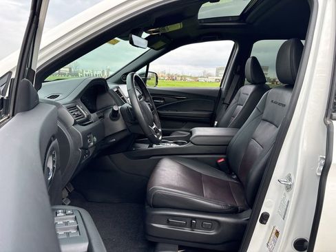 Used 2024 Honda Ridgeline Black Edition image 15