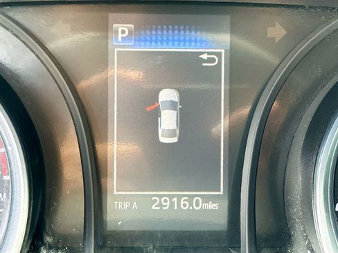 Used 2019 Toyota Camry SE image 13