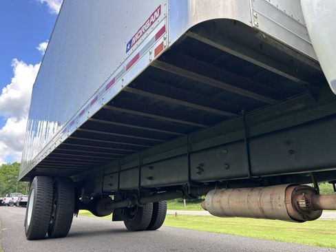 Used 2023 Ford F650 2WD Regular Cab Super Duty image 26