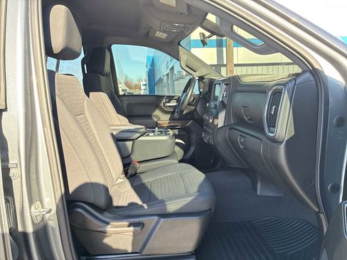 Used 2022 Chevrolet Silverado 1500 LT image 27