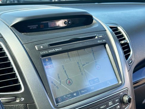 Used 2014 Kia Sorento SX w/ 3rd Row Package image 9