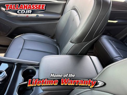 New 2026 Jeep Grand Cherokee Limited w/ Luxury Tech Group II RWD image 22