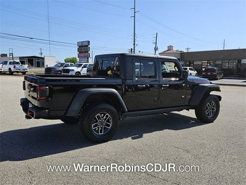 New 2025 Jeep Gladiator Mojave w/ Convenience Group image 11