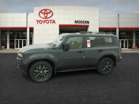 New 2026 Toyota Land Cruiser Base image 8