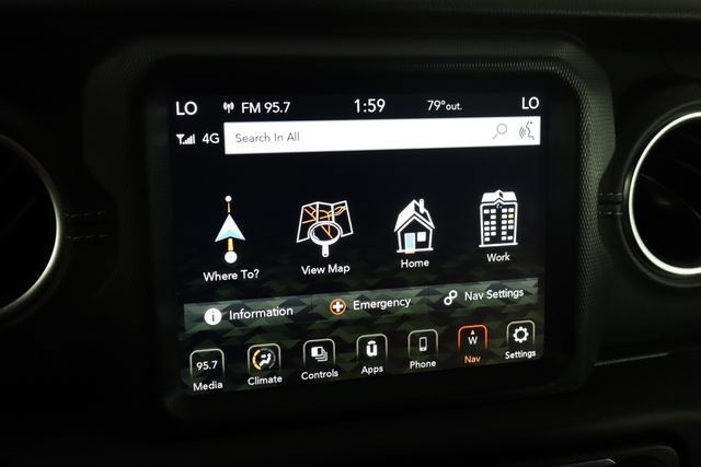 Used 2023 Jeep Wrangler Unlimited Sahara AWD/4WD image 35