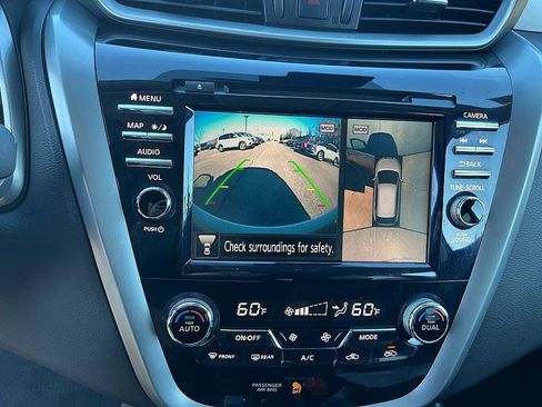 Used 2024 Nissan Murano SL image 18