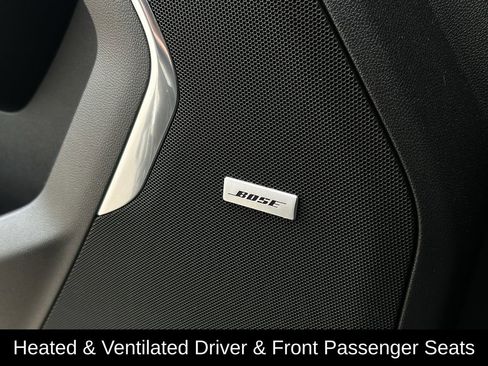 Used 2021 GMC Yukon SLT w/ SLT Premium Package image 28