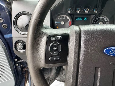 Used 2016 Ford F250 XL w/ XL Appearance Package AWD/4WD image 19