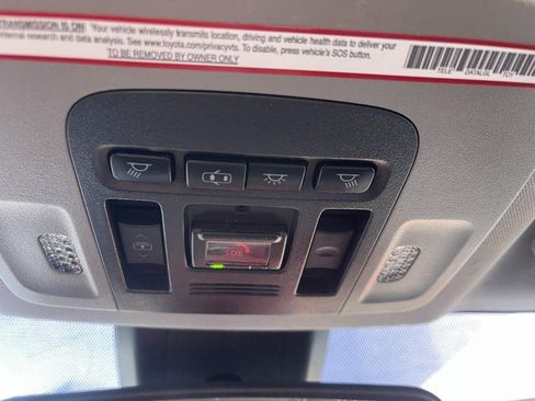 Used 2020 Toyota Camry XSE FWD image 29
