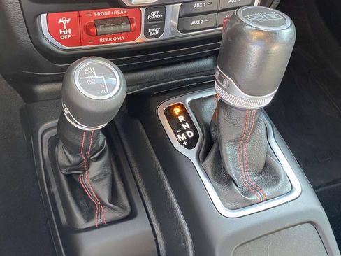 Used 2023 Jeep Wrangler Unlimited Rubicon 392 AWD/4WD image 32