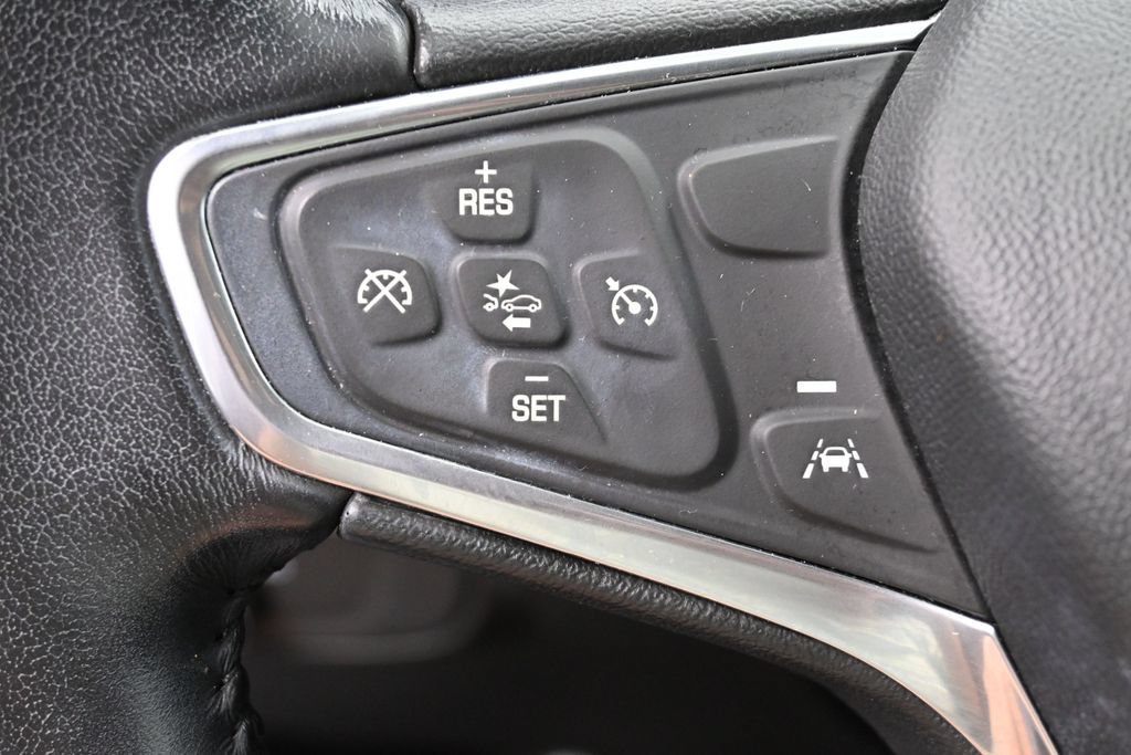 Used 2022 Chevrolet Equinox LT AWD/4WD image 18
