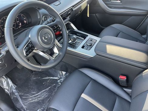 New 2025 MAZDA CX-90 Plug-In Hybrid w/ Premium Plus image 19
