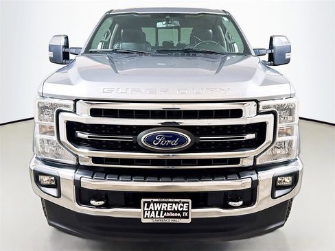 Used 2020 Ford F250 Lariat w/ Chrome Package image 2