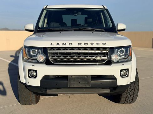 Used 2016 Land Rover LR4 HSE Silver Edition AWD/4WD image 3