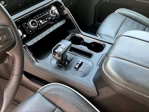Used 2024 GMC Sierra 1500 AT4X AWD/4WD image 18