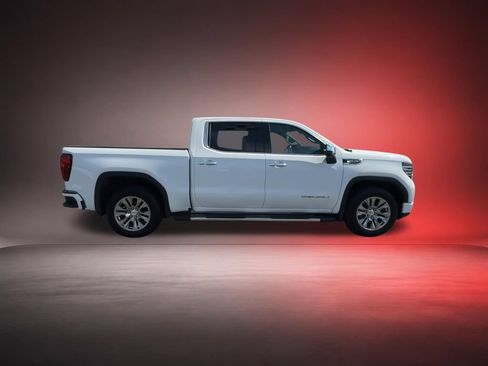 Used 2022 GMC Sierra 1500 Denali AWD/4WD image 9