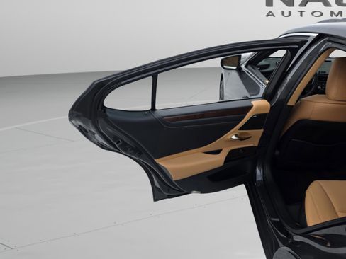 New 2025 Lexus ES 350 w/ Premium Package image 29