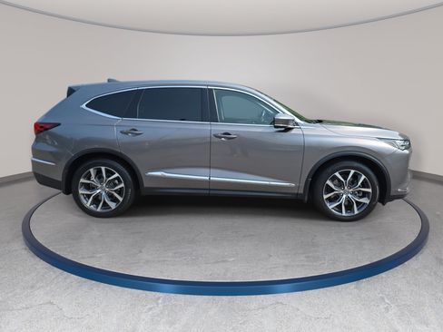 Used 2023 Acura MDX w/ Technology Package AWD/4WD image 4