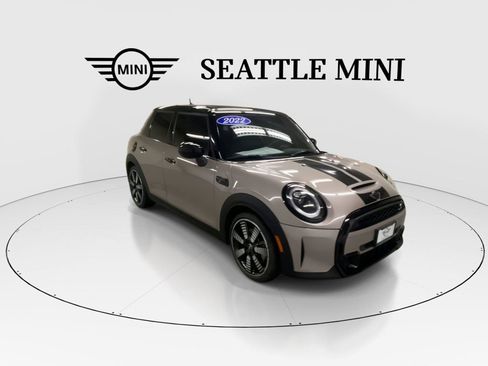 Used 2022 MINI Cooper S w/ Premium Package FWD image 2