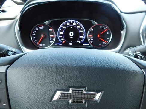Used 2023 Chevrolet Traverse Premier w/ Redline Edition FWD image 38