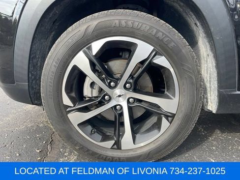 Certified 2024 Chevrolet Trax RS w/ Driver Confidence Package FWD image 5