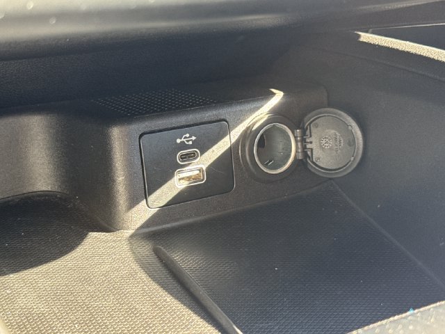 Used 2025 Ford Escape Active FWD image 30