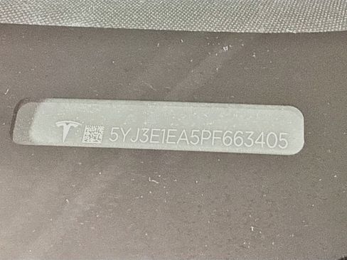 Used 2023 Tesla Model 3 Standard Range RWD image 24