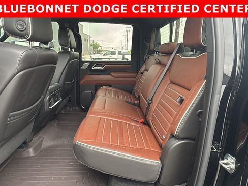 Used 2024 GMC Sierra 2500 Denali Ultimate AWD/4WD image 19