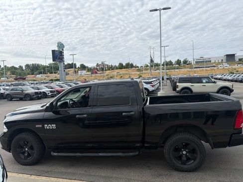 Used 2015 RAM 1500 Express AWD/4WD image 4