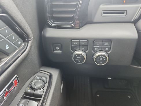 Certified 2024 GMC Sierra 1500 AT4 w/ AT4 Premium Package image 23