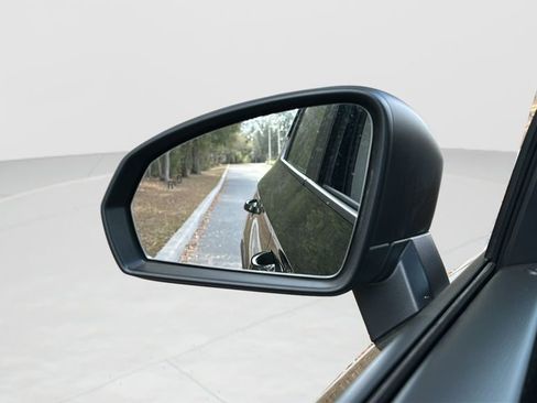 New 2026 Volkswagen Taos S image 25