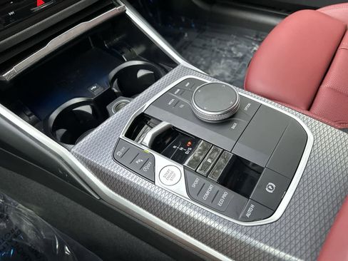 Used 2025 BMW M340i xDrive image 17