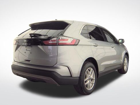 Certified 2023 Ford Edge SEL w/ Convenience Package AWD/4WD image 9