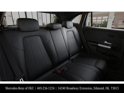 New 2026 Mercedes-Benz GLA 250 4MATIC image 5