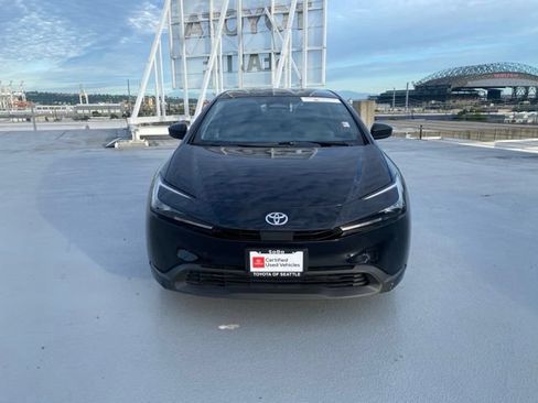 Certified 2023 Toyota Prius LE AWD/4WD image 5