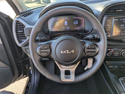 Used 2024 Kia Soul LX w/ Option Group 015 image 18