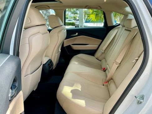 Certified 2022 Acura TLX w/ Technology Package image 9