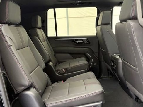 New 2026 Chevrolet Suburban RST w/ RST Capability Package AWD/4WD image 30