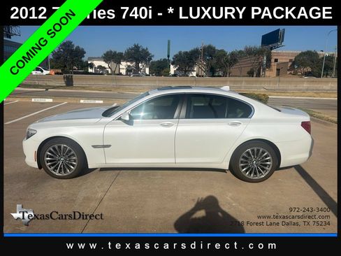 Used 2012 BMW 740i RWD image 2