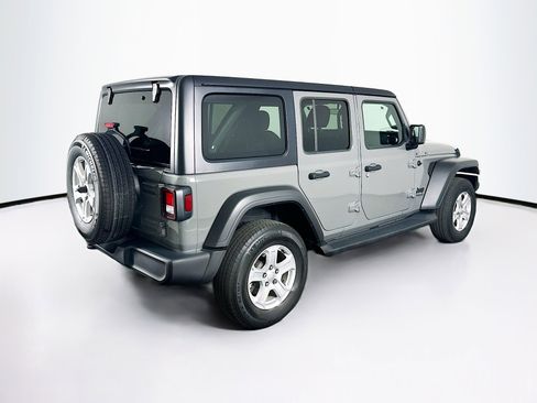 Used 2022 Jeep Wrangler Sport S image 9